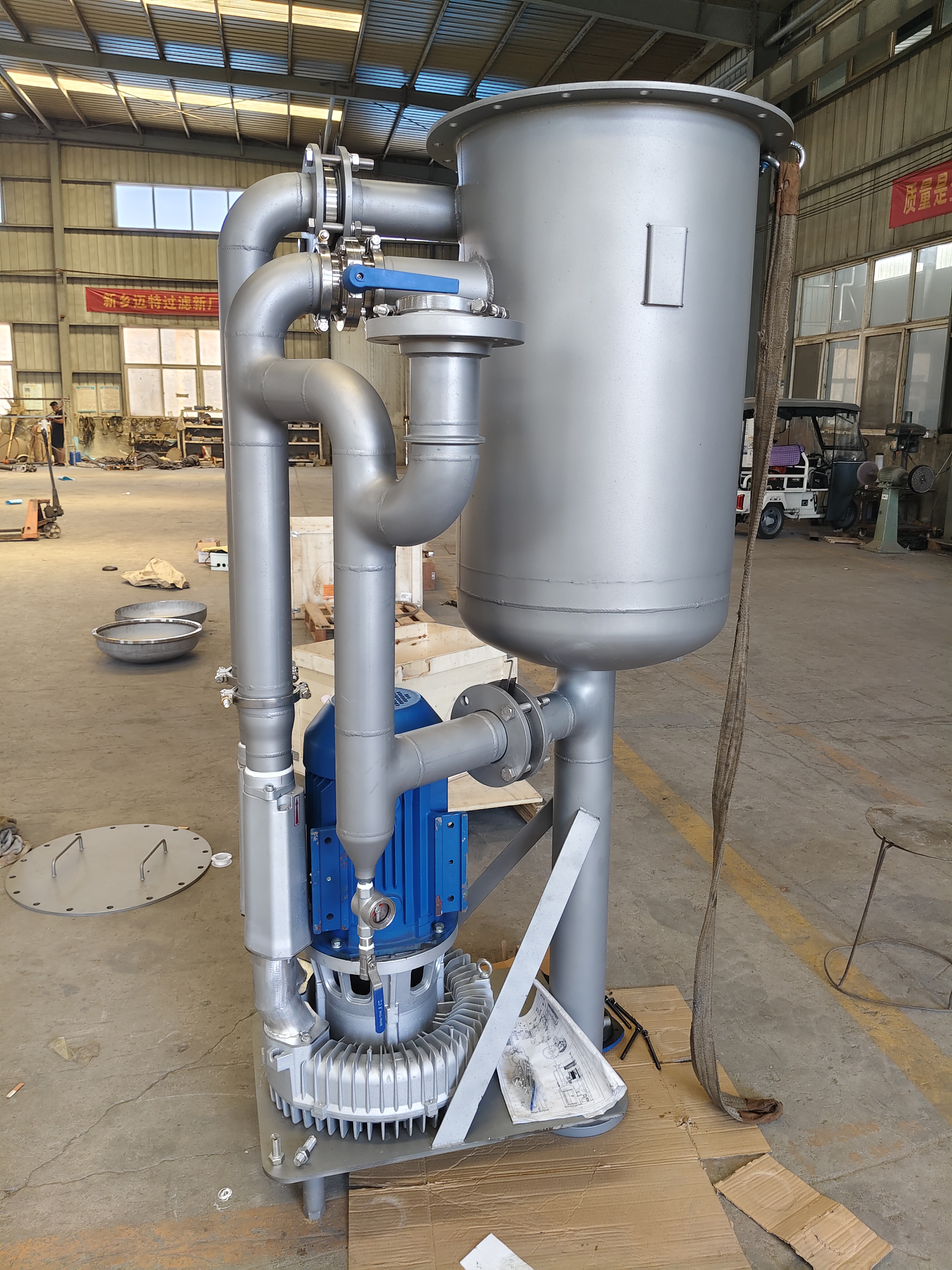 5.5kw防爆式油霧分離，500方風(fēng)機油霧分離器發(fā)貨送客戶手中，